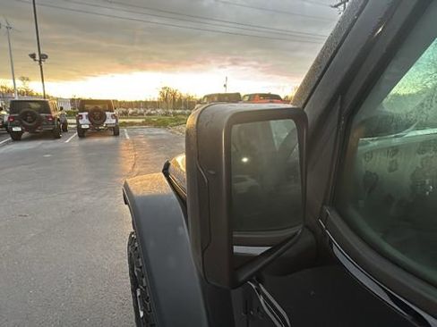 Used 2025 Jeep Wrangler Unlimited Rubicon 4xe w/ Safety Group image 38