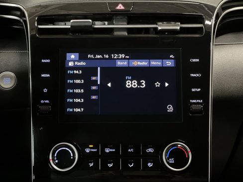 Used 2023 Hyundai Tucson SEL image 18