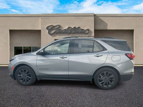 Used 2024 Chevrolet Equinox RS w/ RS Leather Package image 6