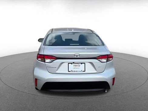 Used 2025 Toyota Corolla LE image 11