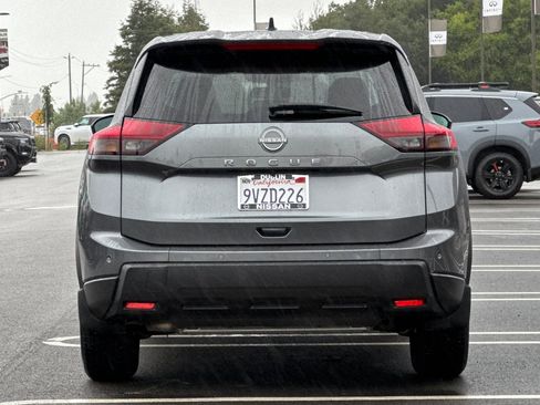 Certified 2026 Nissan Rogue S FWD image 5