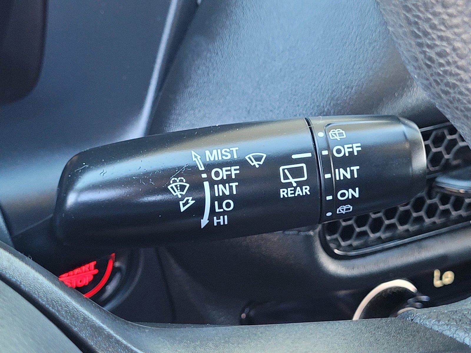 Used 2024 Honda HR-V LX image 33