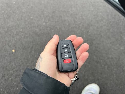 Used 2024 Toyota Camry XSE image 30