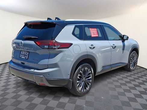 Certified 2025 Nissan Rogue SL w/ Tech Package AWD/4WD image 8