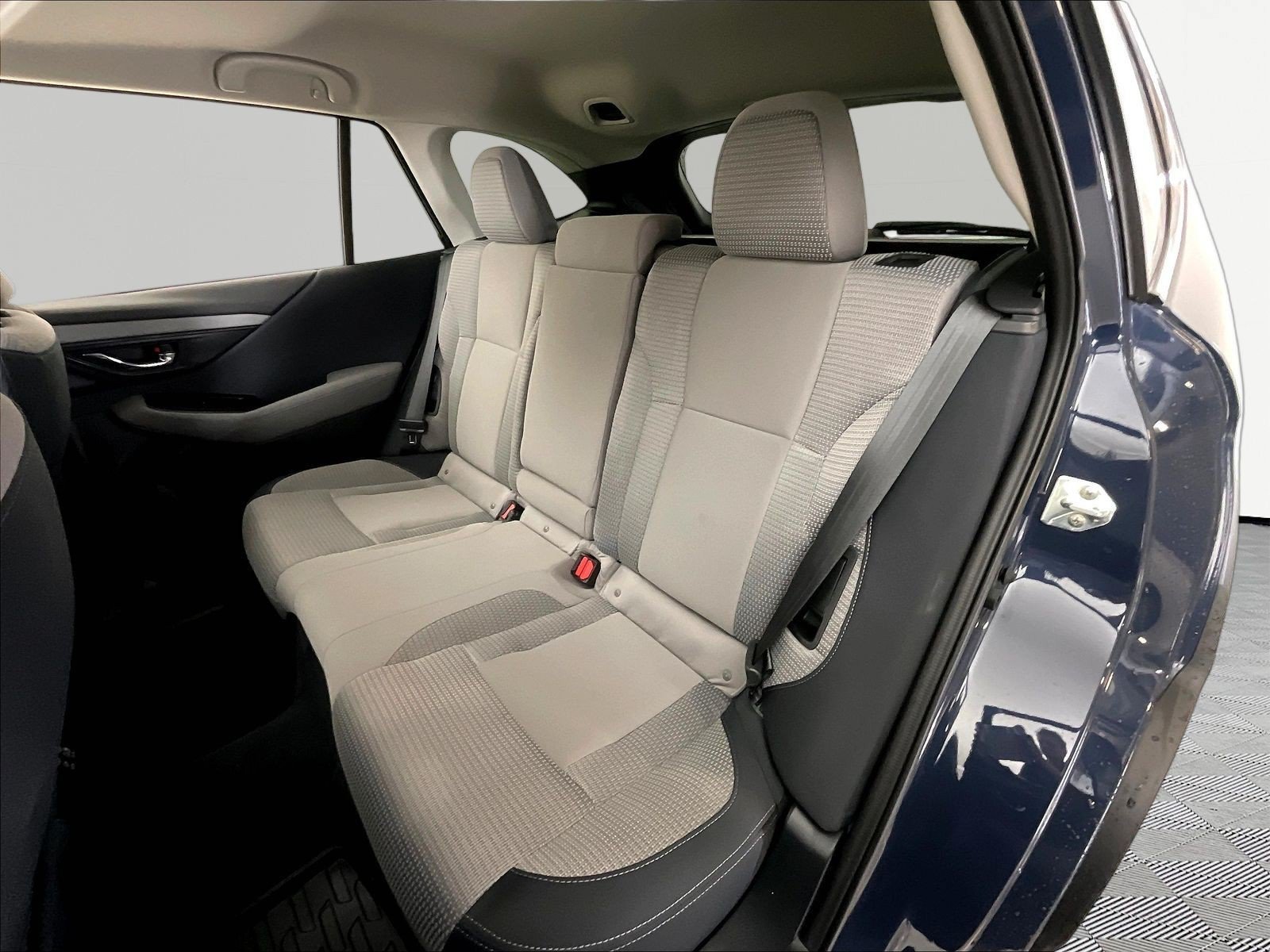Used 2025 Subaru Outback Premium AWD/4WD image 22