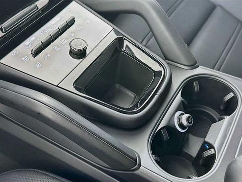 Certified 2026 Porsche Cayenne Coupe AWD/4WD image 20