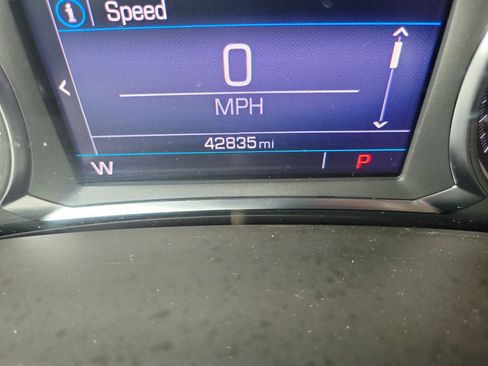 Used 2023 GMC Terrain SLE w/ Driver Convenience Package FWD image 29