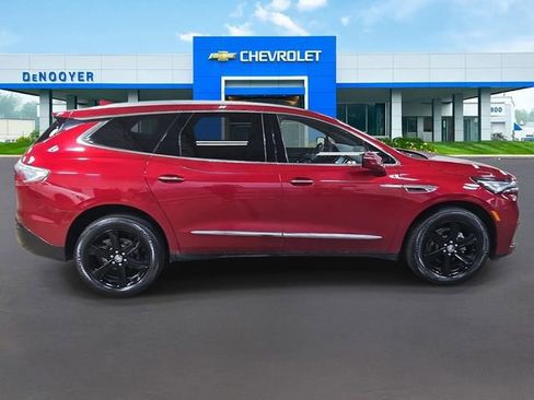 Used 2023 Buick Enclave Essence w/ Experience Buick Package AWD/4WD image 12
