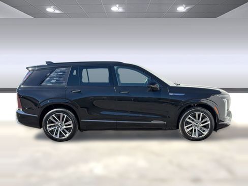 New 2026 Cadillac Vistiq Luxury AWD/4WD image 8