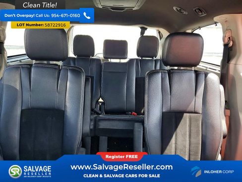 Used 2016 Dodge Grand Caravan SXT FWD image 13