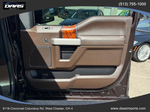 Used 2018 Ford F150 King Ranch w/ Equipment Group 601A Luxury AWD/4WD image 54