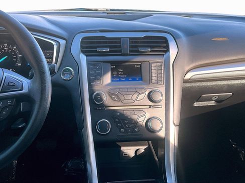 Used 2018 Ford Fusion S image 6