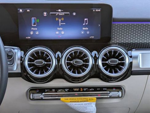 Certified 2025 Mercedes-Benz GLB 250 image 17