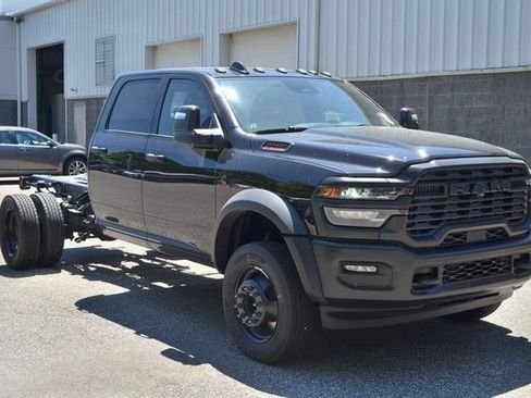 New 2026 RAM 5500 Tradesman AWD/4WD image 2