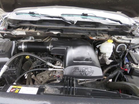 Used 2016 RAM 1500 Tradesman w/ Popular Equipment Group image 18