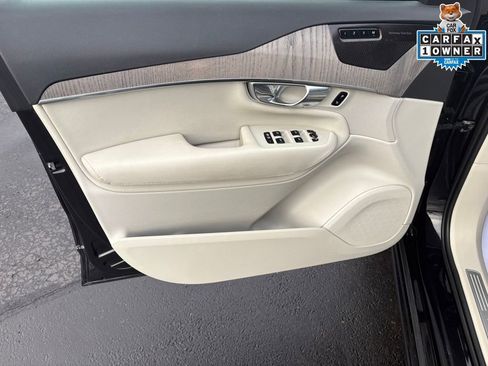 Used 2023 Volvo XC90 B6 Plus w/ Protection Package Premier image 21