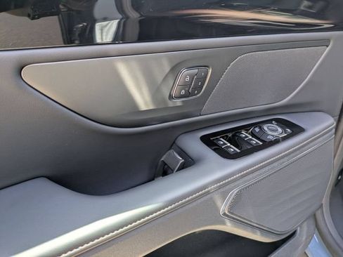 Certified 2026 Lincoln Nautilus Premier AWD/4WD image 23