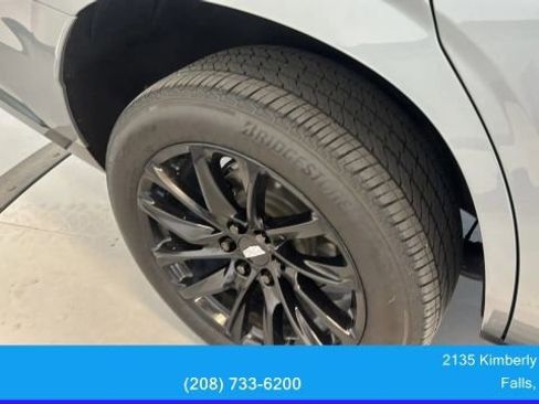 Used 2024 Cadillac Escalade Sport w/ LPO, ONYX Package AWD/4WD image 14
