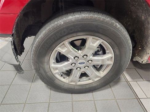 Used 2022 Ford F150 Lariat RWD image 9
