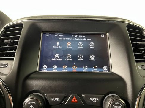 Used 2020 Jeep Grand Cherokee Laredo AWD/4WD image 17