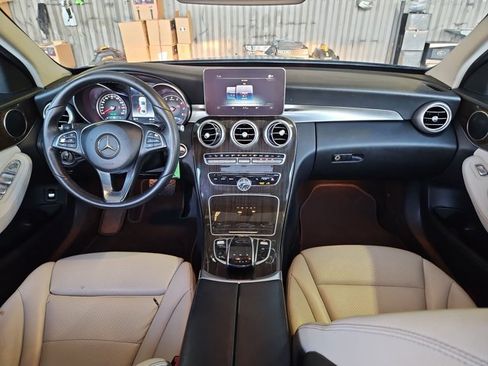 Used 2018 Mercedes-Benz C 300 Sedan image 19