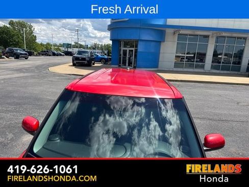 Used 2017 Kia Soul + FWD image 11