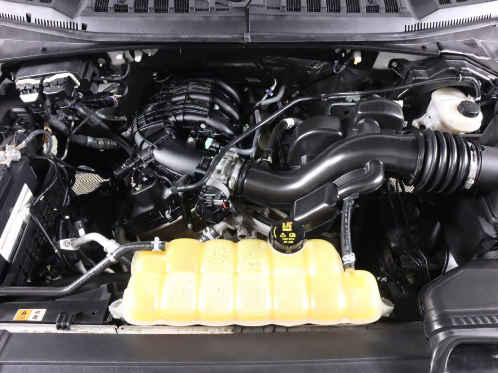 Used 2016 Ford F150 XLT AWD/4WD image 38