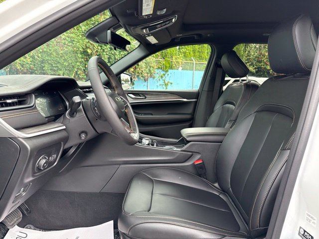 New 2026 Jeep Grand Cherokee Limited AWD/4WD image 9