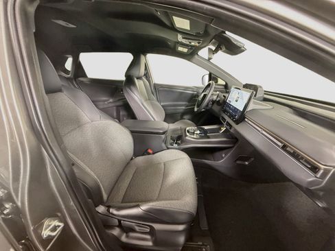 Used 2026 Toyota bZ FWD image 29