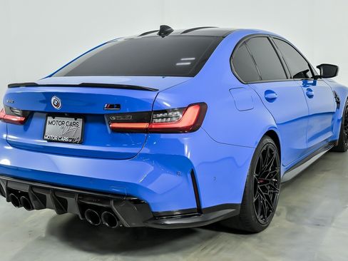 Used 2022 BMW M3 Competition w/ M Carbon Exterior Package AWD/4WD image 9