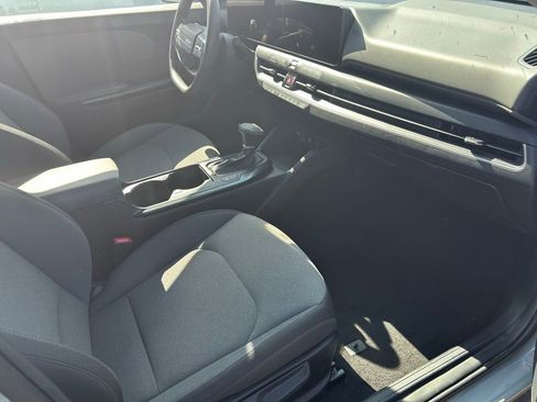 Used 2025 Kia K4 FWD image 3