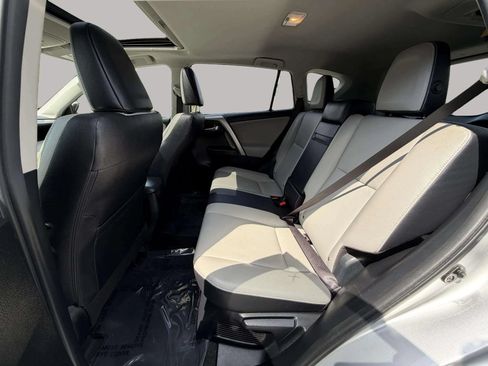 Used 2016 Toyota RAV4 Limited AWD/4WD image 24