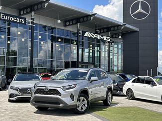 Used 2025 Toyota RAV4 XLE image 1