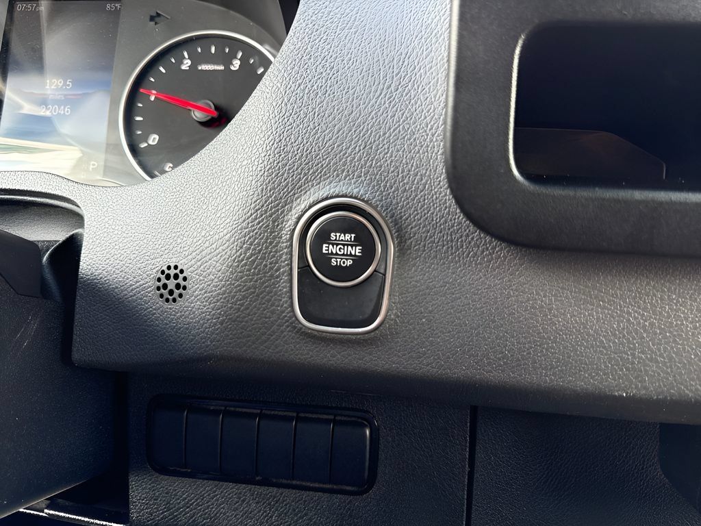 Used 2025 Mercedes-Benz Sprinter 2500 image 17