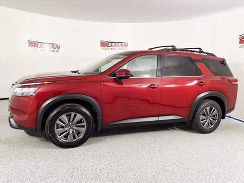 Used 2022 Nissan Pathfinder SV image 21