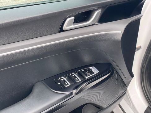 Used 2023 Kia K5 GT-Line w/ GT-Line Premium Package image 9