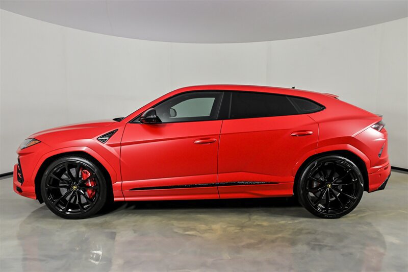 Used 2021 Lamborghini Urus AWD/4WD image 7