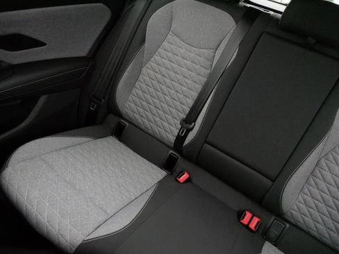 Certified 2025 Volkswagen Tiguan S AWD/4WD image 12