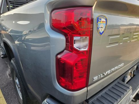 Used 2024 Chevrolet Silverado 2500 W/T w/ WT Convenience Package RWD image 7