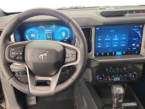 New 2025 Ford Bronco Outer Banks image 14