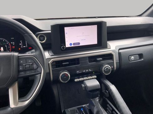 Used 2025 Toyota 4Runner SR5 RWD image 7
