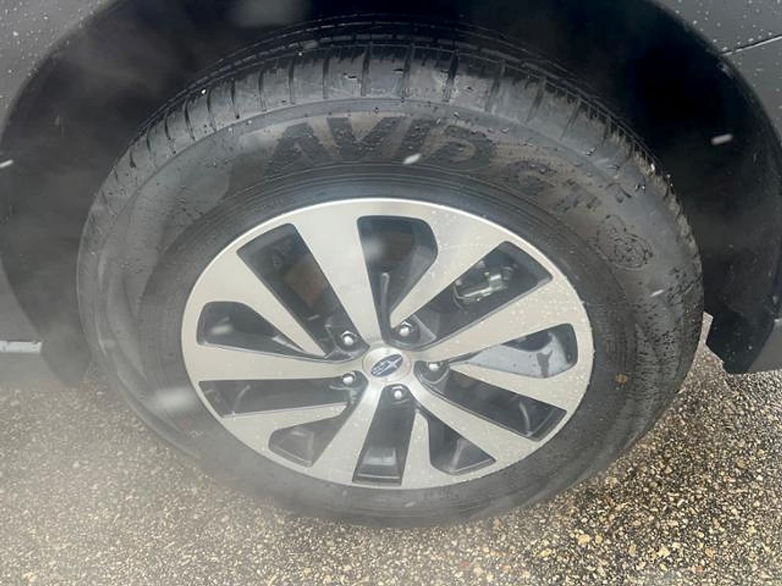 Certified 2025 Subaru Outback Premium AWD/4WD image 7