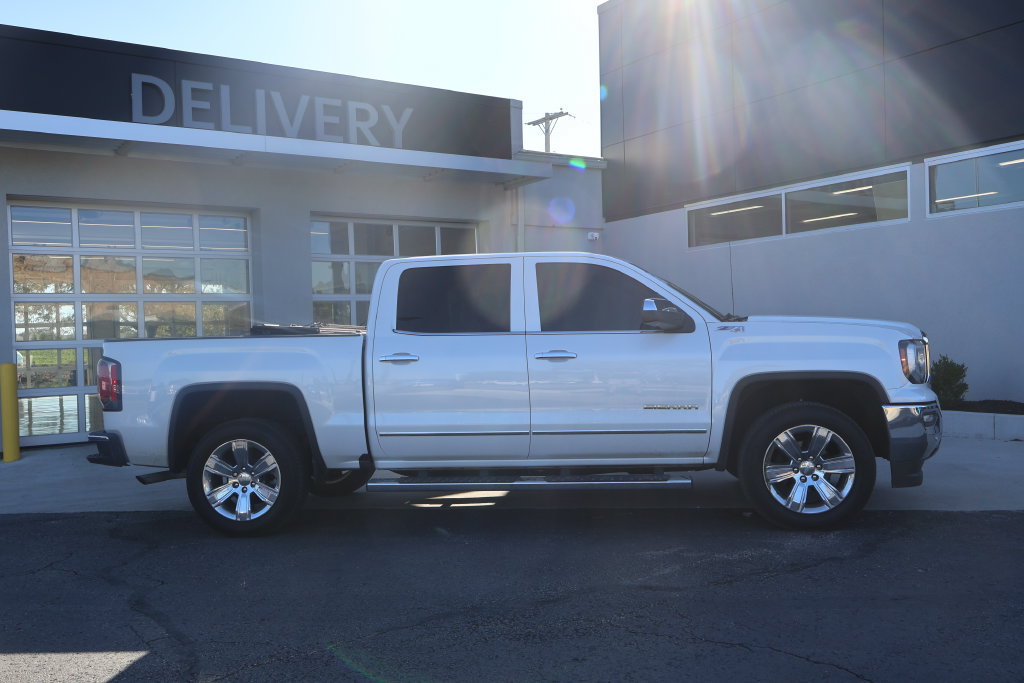 Used 2018 GMC Sierra 1500 SLT AWD/4WD image 8