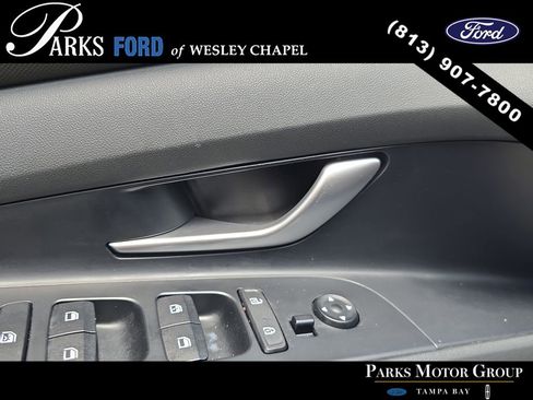 Used 2021 Hyundai Elantra SEL w/ Convenience Package FWD image 17
