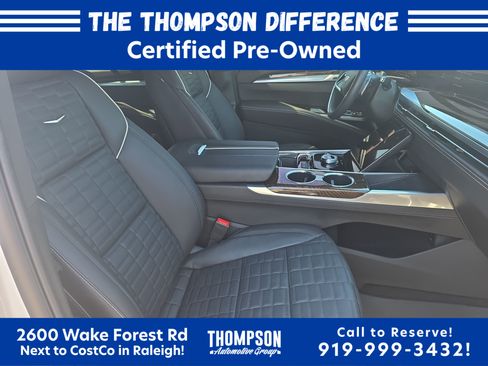 Used 2025 Cadillac Escalade Sport Platinum w/ LPO, Floor Liner Package AWD/4WD image 10