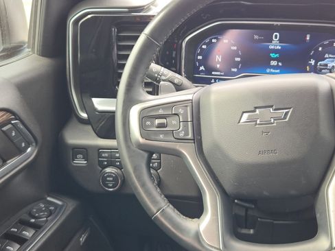 Certified 2023 Chevrolet Silverado 1500 LT Trail Boss w/ Convenience Package II AWD/4WD image 16