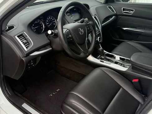 Used 2018 Acura TLX image 13