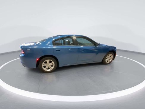 Used 2022 Dodge Charger SXT w/ Leather Interior Group image 8