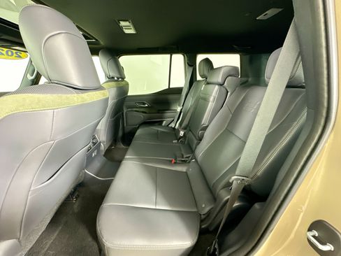 Used 2025 Lexus GX 550 AWD/4WD image 35
