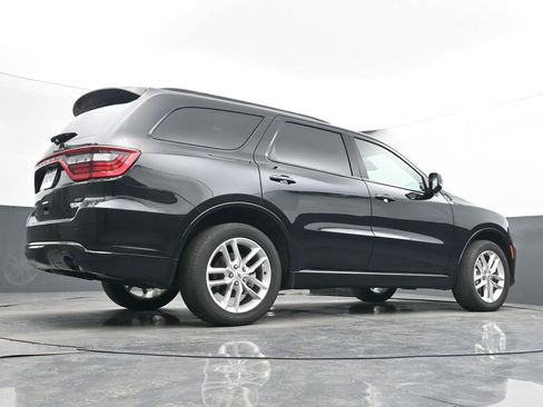Used 2025 Dodge Durango GT image 35